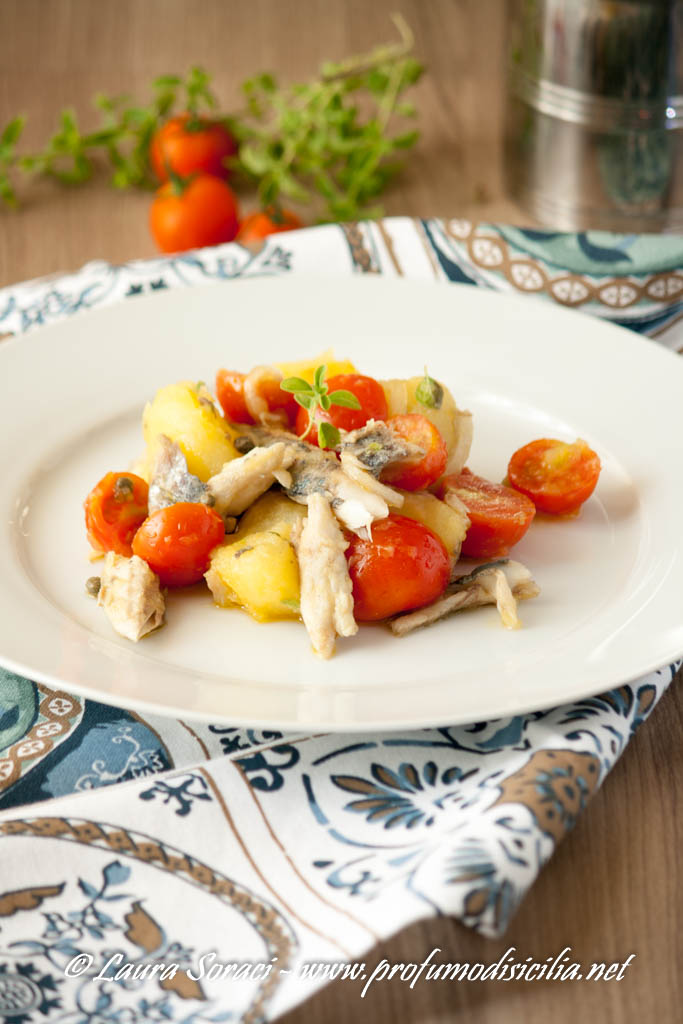 Insalata Pantesca con Sgombro Grigliato