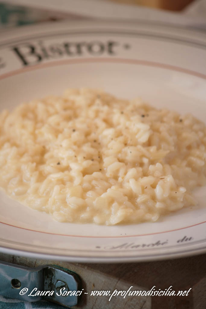 Risotto alla Valdostana una cascata di Fontina DOP