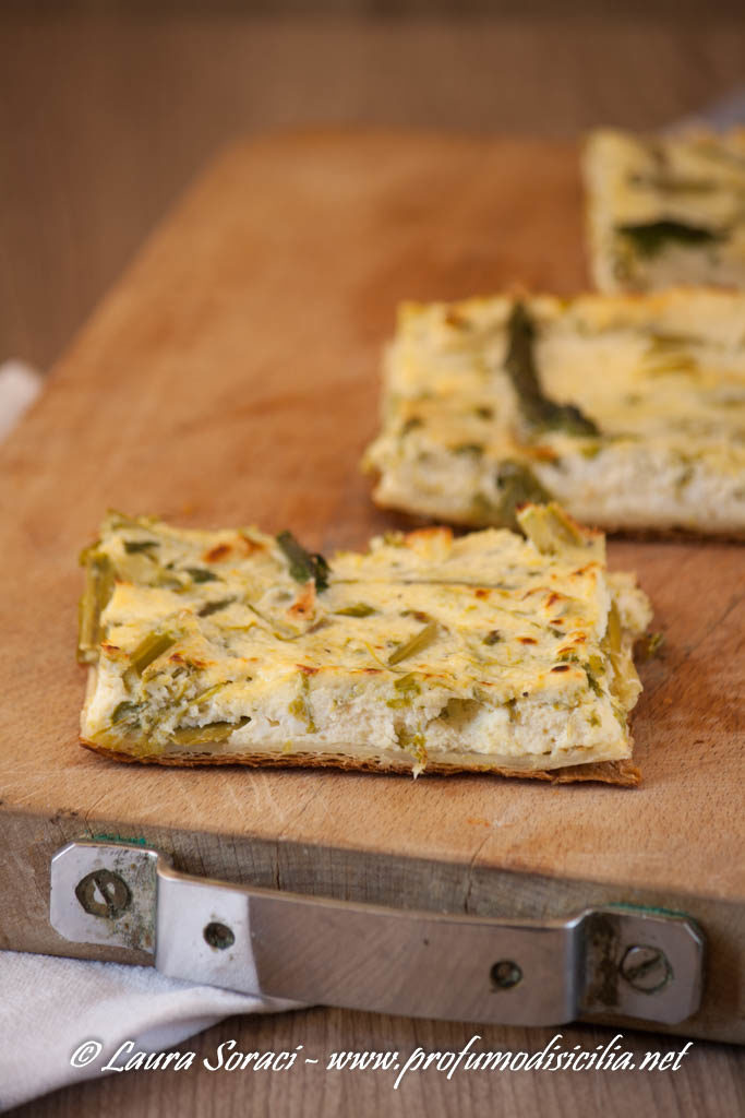 Torta salata con asparagi e ricotta