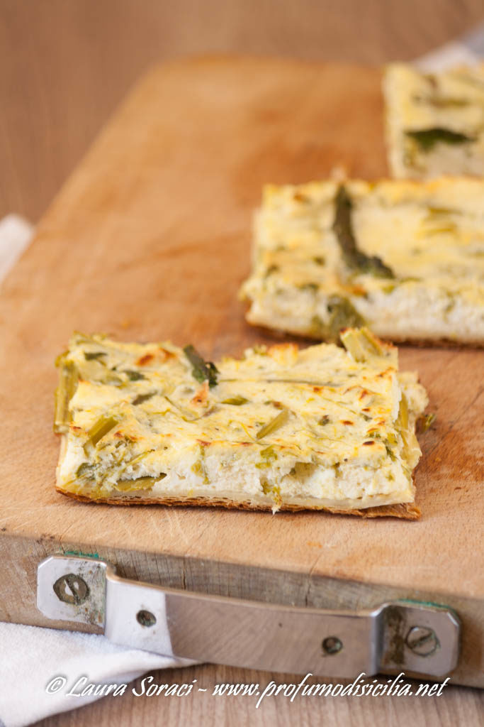 Torta salata con asparagi e ricotta