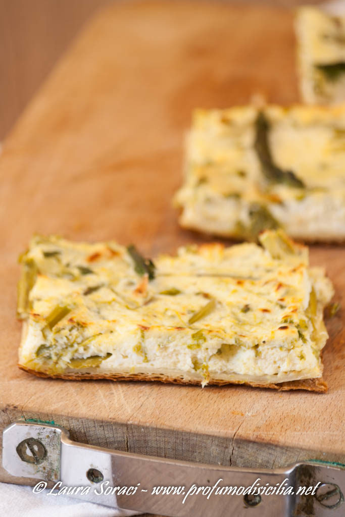 Torta salata con asparagi e ricotta