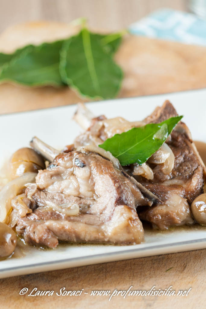 Agnello con Olive e Alloro come in Sardegna