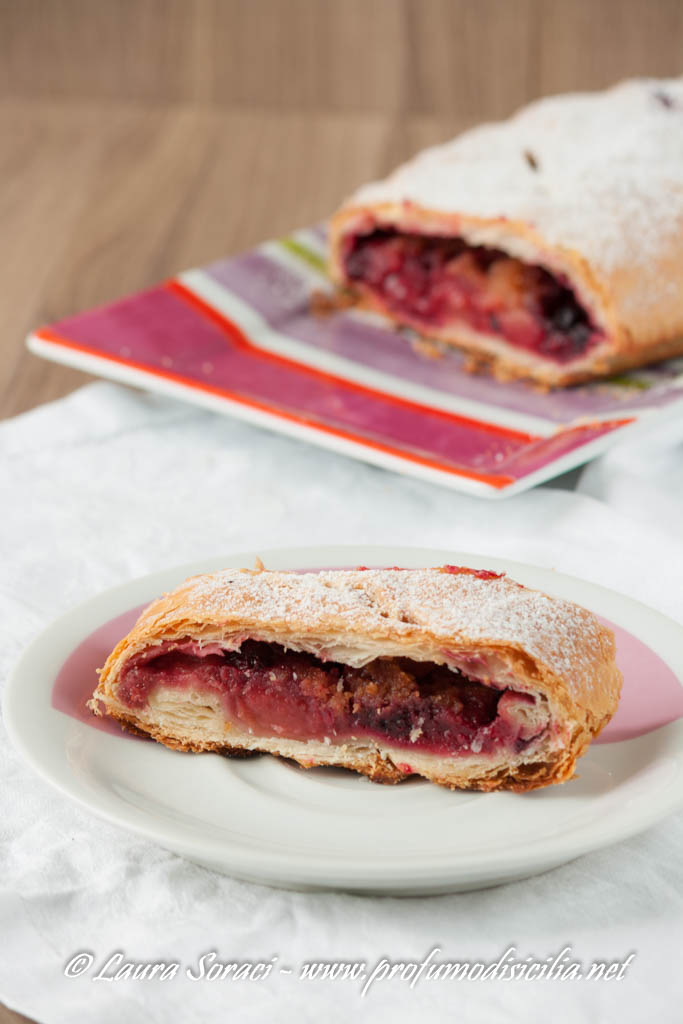 Strudel di Mele e frutti di Bosco