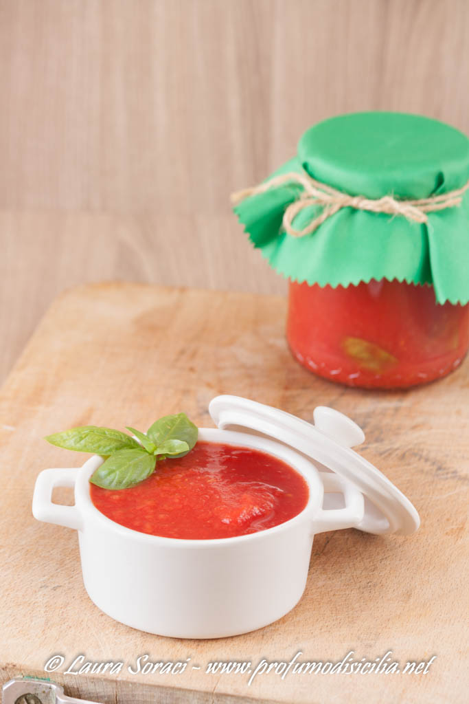 la passata di pomodoro