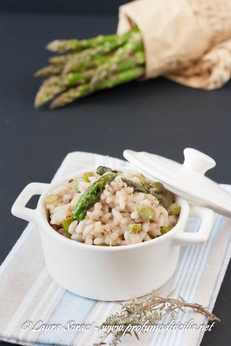 E' ora di pranzi pasquali: prepariamo il risotto asparagi e pinot nero