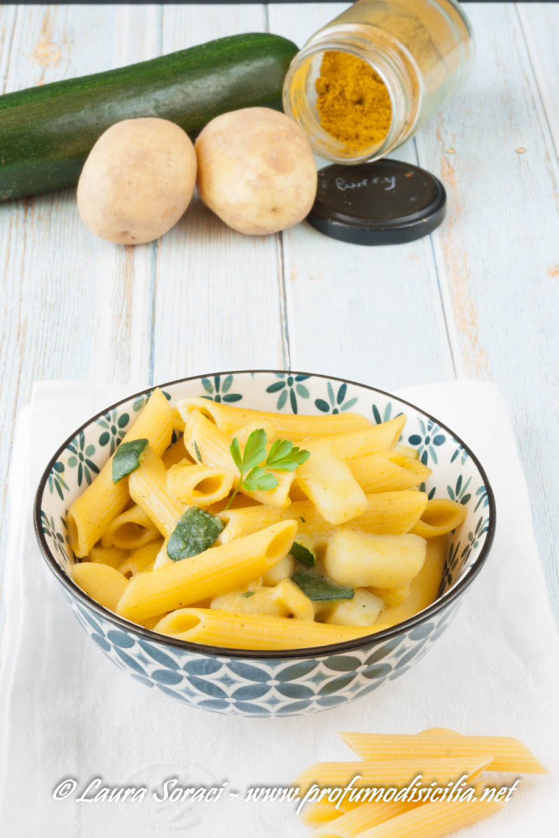 la pasta risottata con patate zucchine e curry 