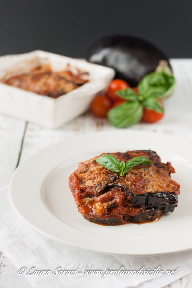 Che ne dite di dare un nuovo sapore alla classica parmigiana ecco la versione con il pesce spada