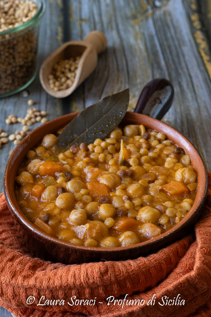 fregola sarda con ceci un caldo piatto che scalda il cuore